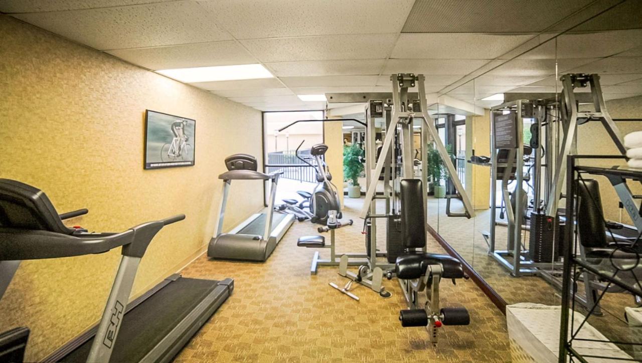 Magnuson Grand & Conference Center Somerset-Bridgewater מראה חיצוני תמונה