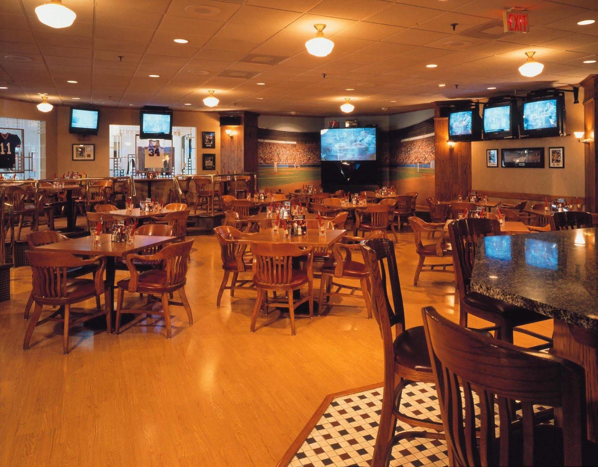 Magnuson Grand & Conference Center Somerset-Bridgewater מראה חיצוני תמונה