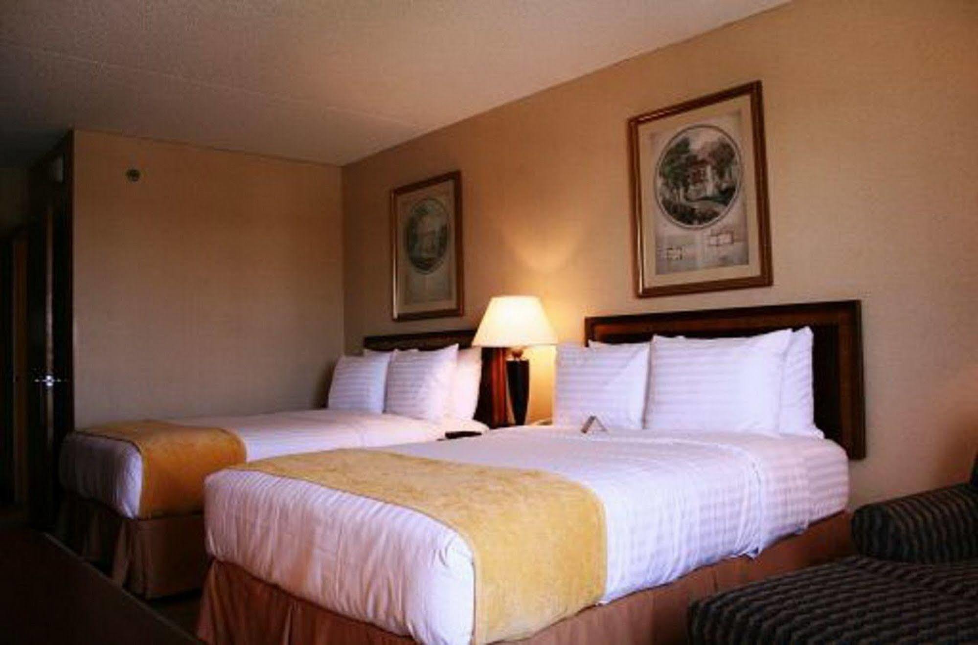 Magnuson Grand & Conference Center Somerset-Bridgewater חדר תמונה